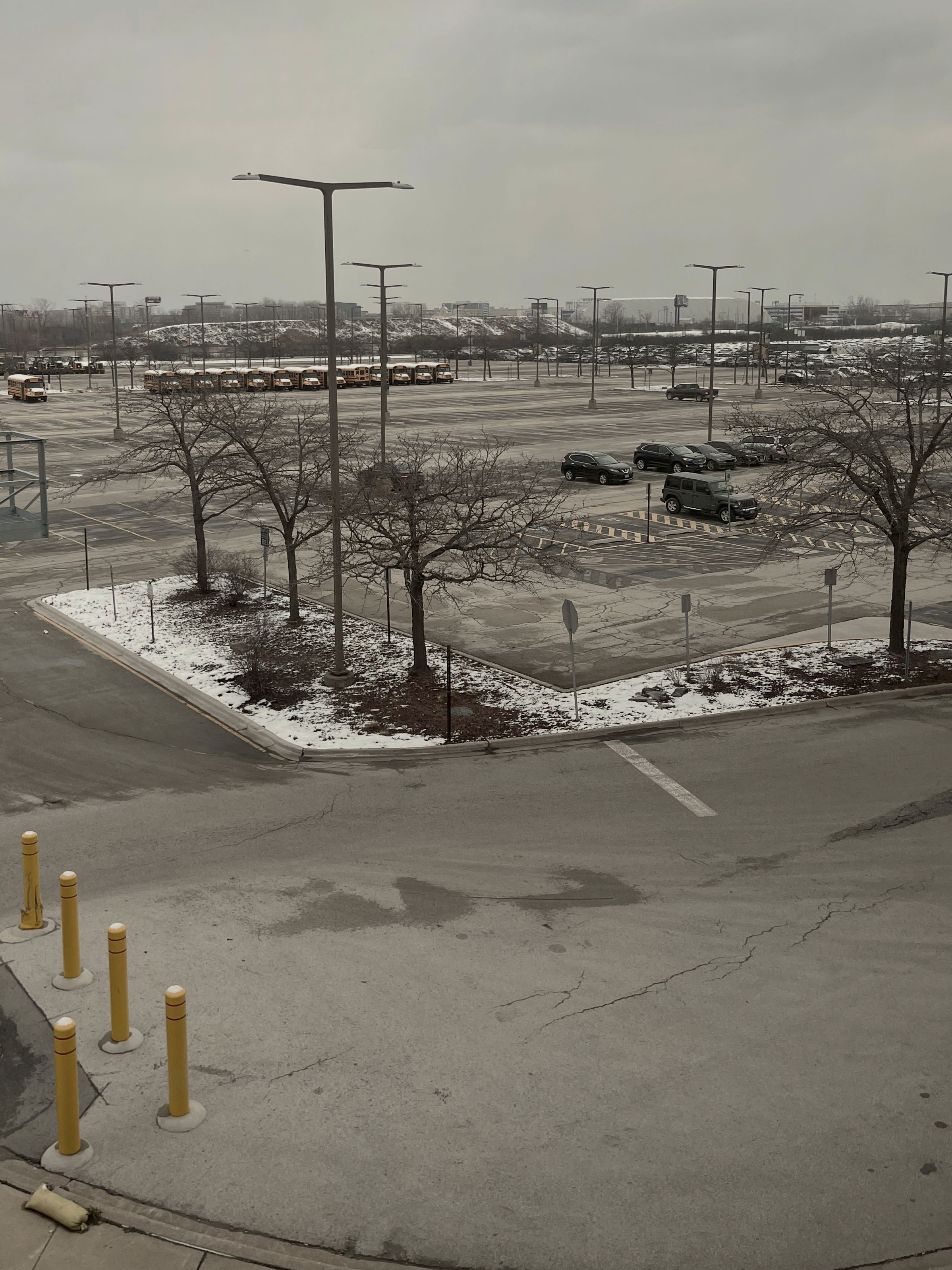 A parking lot near the Chicago airport